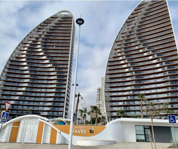 Sunset Waves Benidorm Mar Holidays Exterior foto